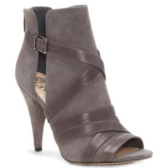 Vince Camuto Shoes - NEW Vince Camuto size 10